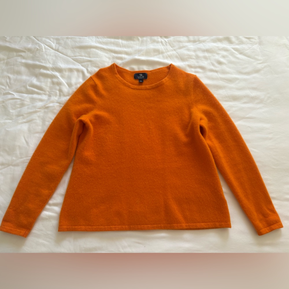 Lands’ End 100% Cashmere Orange Long Sleeve Sweater size XL